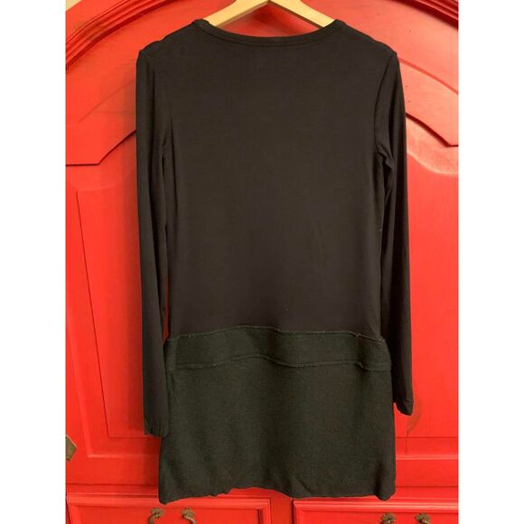 Bailee/44 Size Small Mod Style Black Dress Silver Buttons Super Soft Bodice EUC - Picture 2 of 4